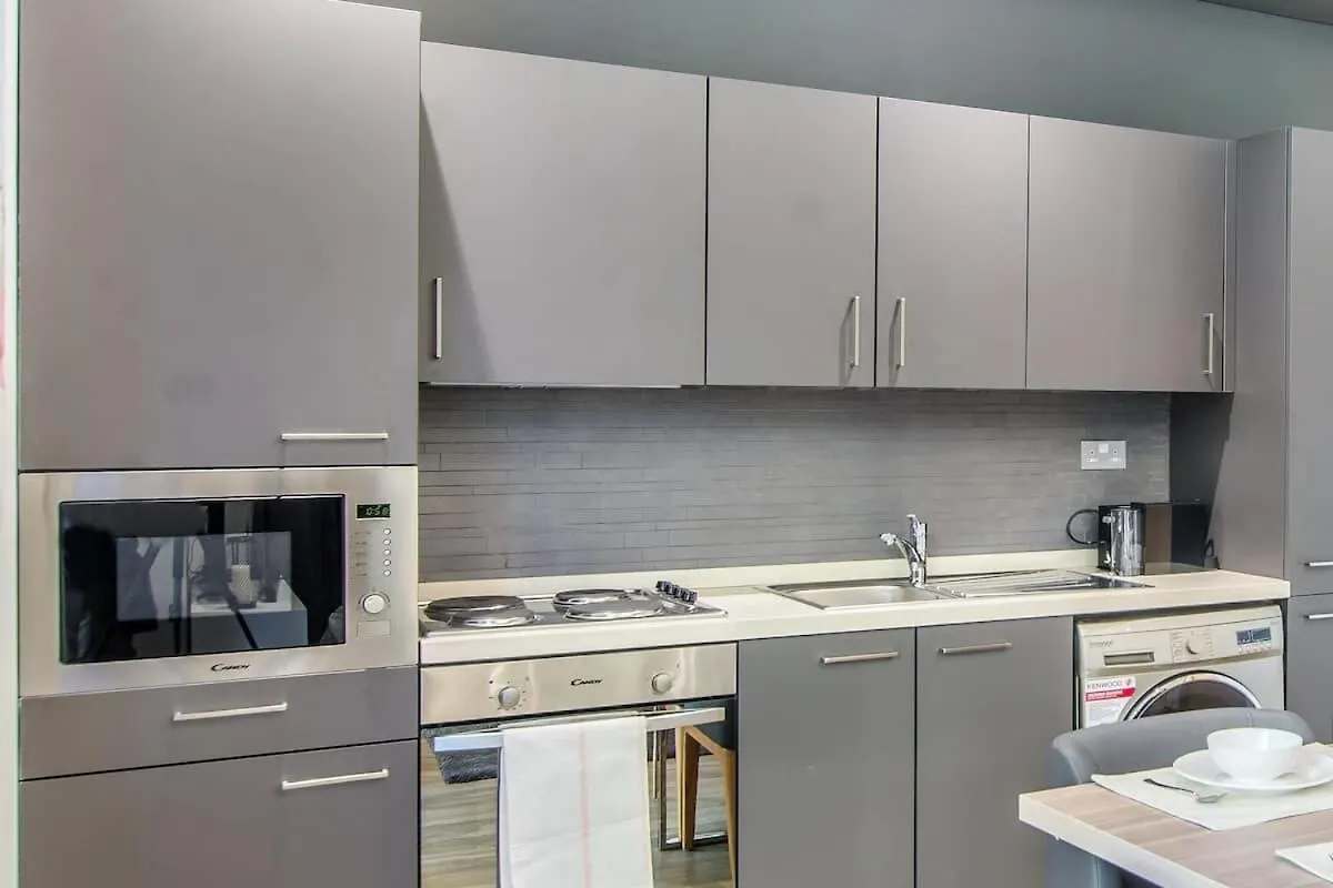 Modern Chic Studio Apartment Near The Walk And Jbr Beach At Sadaf Dubai